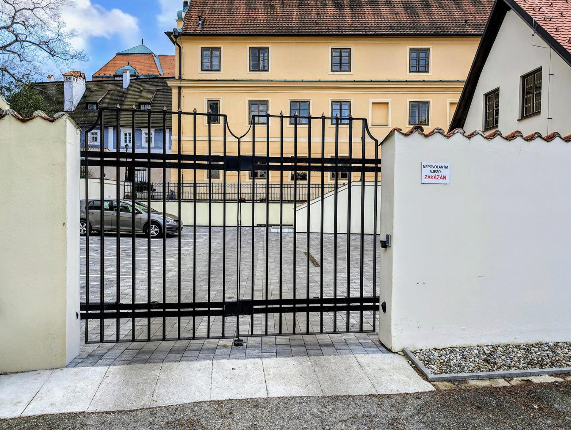 Residence Wurmfeld - Rodinny Apartman S 3 Loznicemi Český Krumlov Exteriör bild