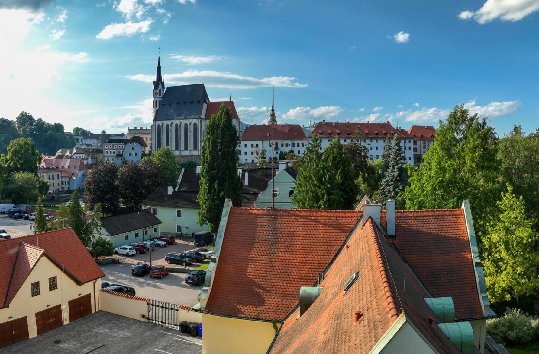 Residence Wurmfeld - Rodinny Apartman S 3 Loznicemi Český Krumlov Exteriör bild